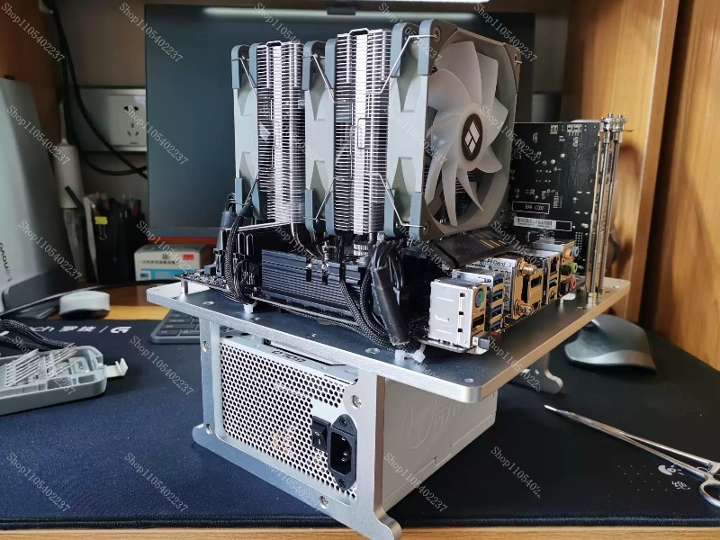 Aluminum Open Frame Test Bench Water Cooling - Banco de pruebas para PC de